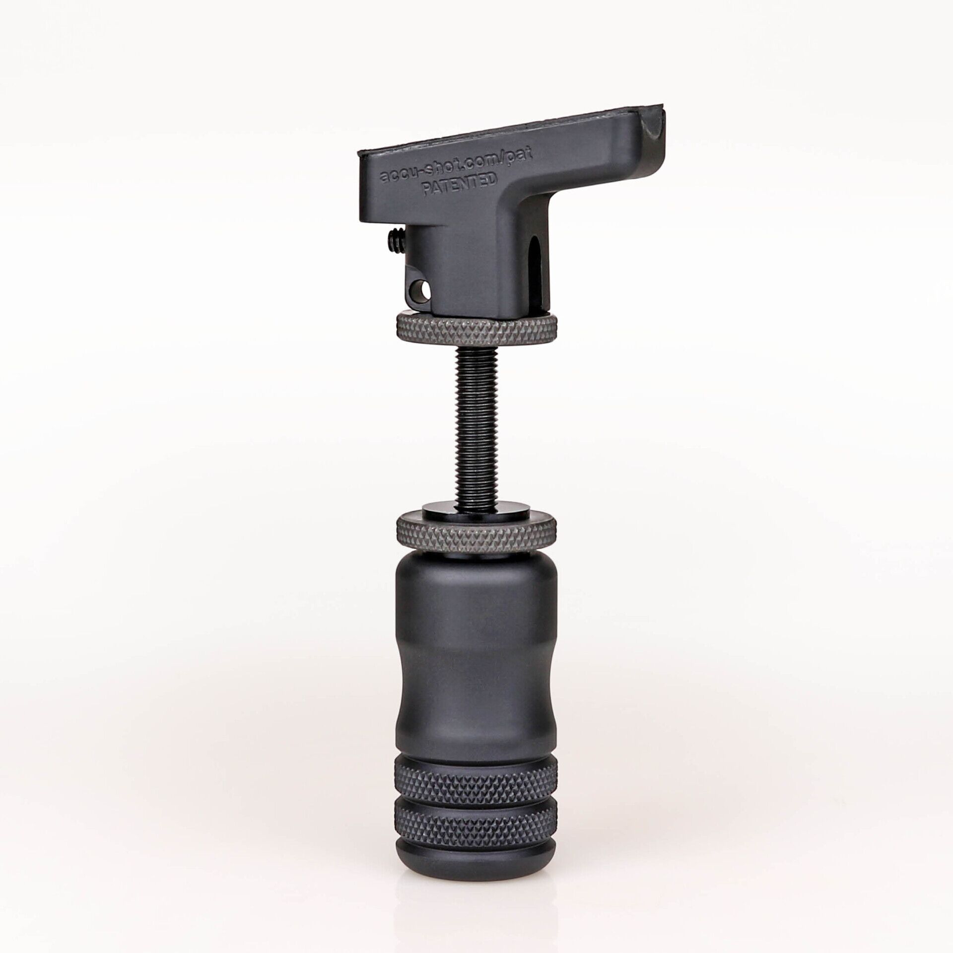 BT04-QK: Standard Height Sling Stud Mount Accu-Shot® Precision Monopod - Image 4